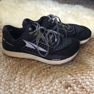 Altra Intuition 4.5